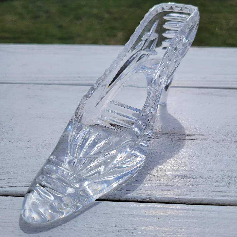 Glass Slipper ~ Cinderella ~ Bridal ~ Fashionista ~ Pretty! ~ GUC